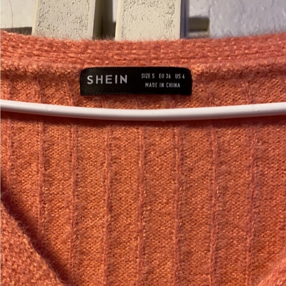 hello kitty cardigan! - Picture 2 of 3